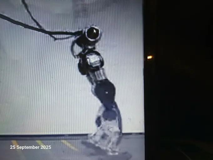 ROBOTICS NEWS SEPTEMBER 27 2025: KAIST humanoid robot performing a moonwalk in a demo video.”